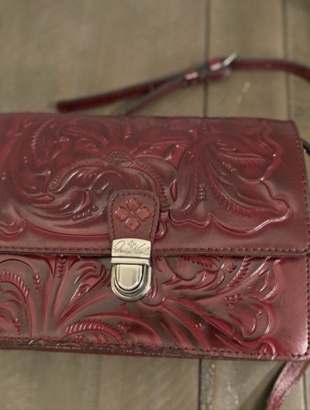 Patricia Nash Tooled Laurentina Crossbody